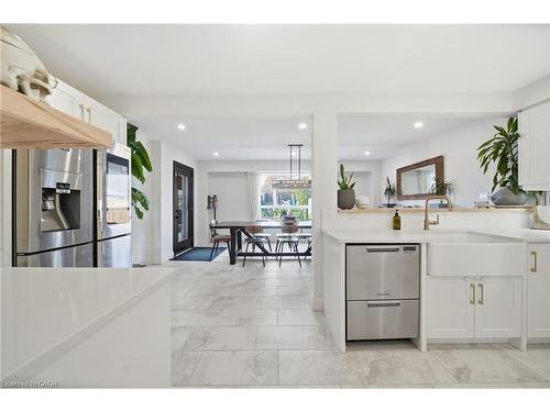 136 Braemar Avenue, Caledonia, ON - Indoor Photo Showing Other Room