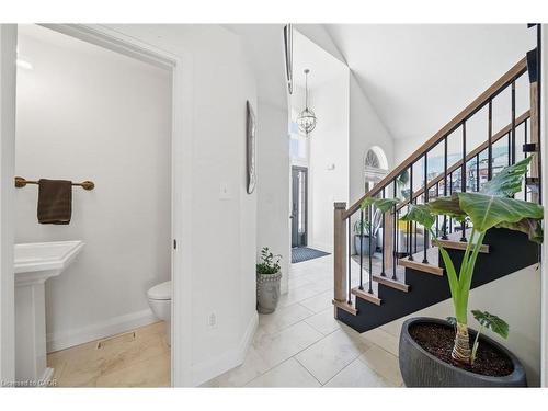 136 Braemar Avenue, Caledonia, ON - Indoor