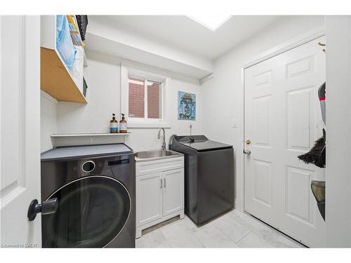 136 Braemar Avenue, Caledonia, ON - Indoor Photo Showing Laundry Room