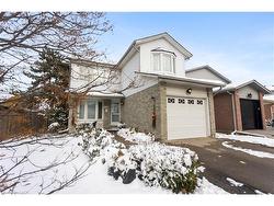 1486 Reynolds Avenue  Burlington, ON L7M 3C1