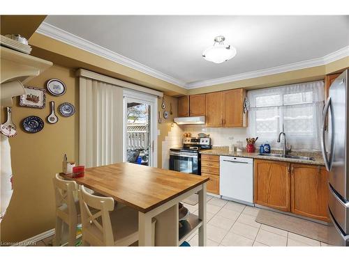 1486 Reynolds Avenue, Burlington, ON - Indoor