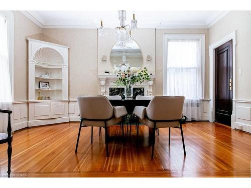 3 Turner Avenue, Hamilton, ON - Indoor Photo Showing Dining Room