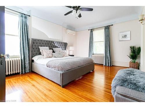 3 Turner Avenue, Hamilton, ON - Indoor Photo Showing Bedroom
