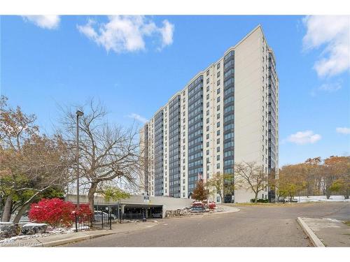 1410-35 Green Valley Drive  Kitchener, ON N2P 2A5