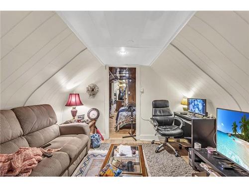 1367 Cannon Street E, Hamilton, ON 