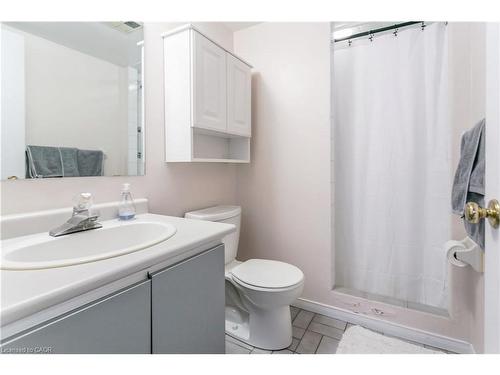 403-5080 Pinedale Avenue, Burlington, ON - Indoor Photo Showing Bathroom