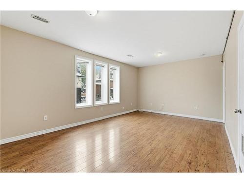 4-120 Sherman Avenue S, Hamilton, ON - Indoor Photo Showing Other Room
