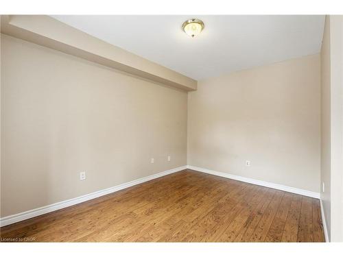 4-120 Sherman Avenue S, Hamilton, ON - Indoor Photo Showing Other Room
