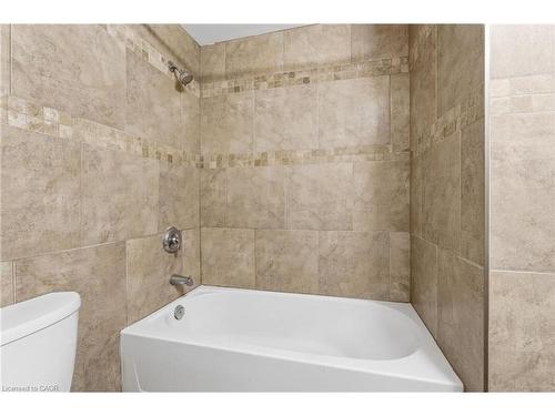 4-120 Sherman Avenue S, Hamilton, ON - Indoor Photo Showing Bathroom