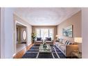 162 Solomon Crescent, Hamilton, ON  - Indoor Photo Showing Living Room 