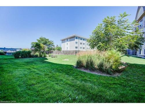 104-8 Harris Street, Cambridge, ON - Outdoor