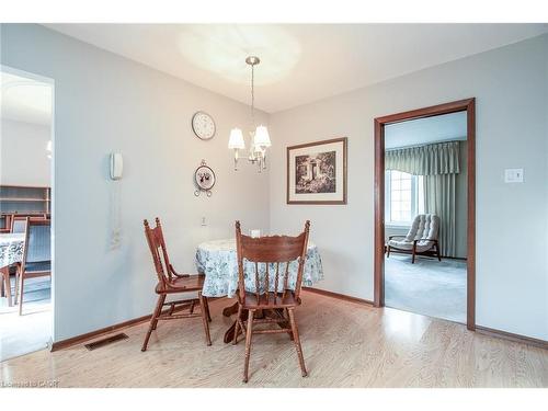 155 Shuh Avenue, Kitchener, ON - Indoor Photo Showing Dining Room