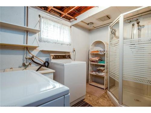 155 Shuh Avenue, Kitchener, ON - Indoor Photo Showing Laundry Room