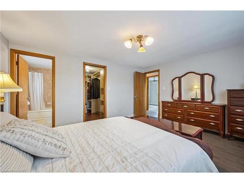 117 Partridge Place, Waterloo, ON - Indoor Photo Showing Bedroom