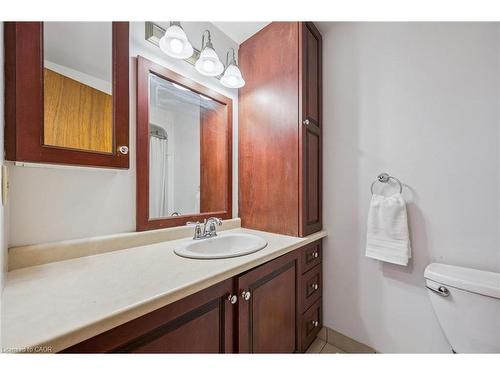 117 Partridge Place, Waterloo, ON - Indoor Photo Showing Bathroom