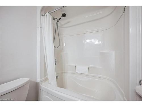 117 Partridge Place, Waterloo, ON - Indoor Photo Showing Bathroom