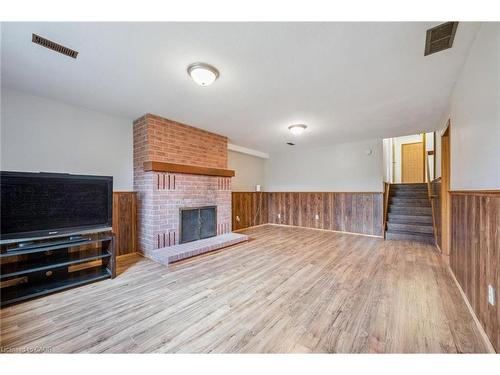 117 Partridge Place, Waterloo, ON - Indoor With Fireplace
