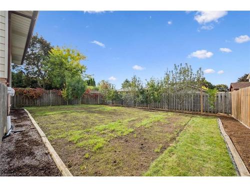 117 Partridge Place, Waterloo, ON - Outdoor With Backyard
