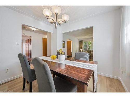 117 Partridge Place, Waterloo, ON - Indoor Photo Showing Dining Room
