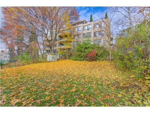 356 Luella Street, Kitchener, ON - Outdoor