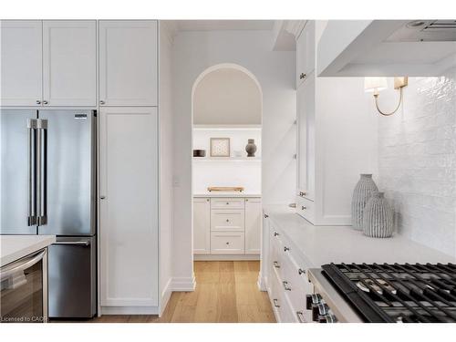 684 Peele Boulevard, Burlington, ON - Indoor Photo Showing Other Room