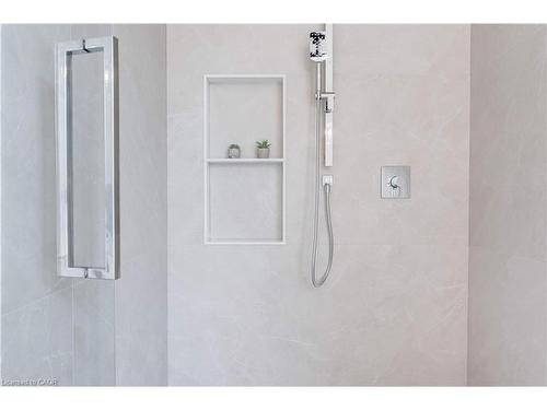 684 Peele Boulevard, Burlington, ON - 