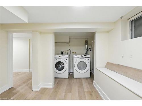 9 Alice Street, Hamilton, ON - Indoor Photo Showing Laundry Room
