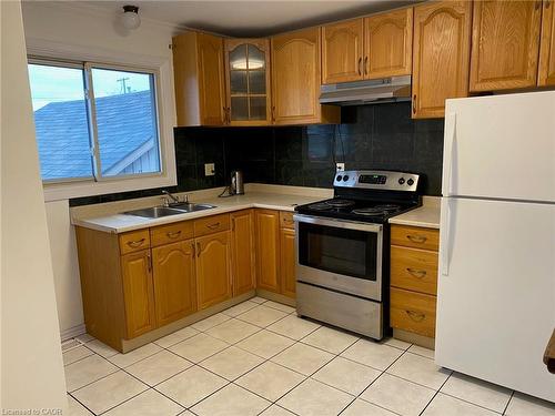 Main-11 Parkdale Avenue S, Hamilton, ON - Indoor Photo Showing Kitchen With Double Sink