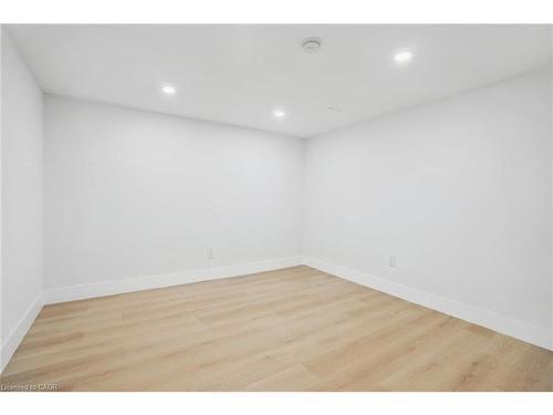 41 Cameron Avenue S, Hamilton, ON - Indoor Photo Showing Other Room