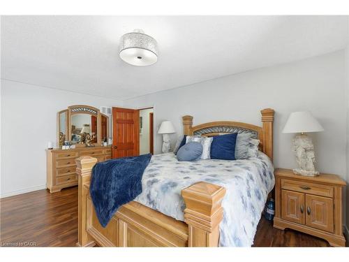 3810 River Road, Caledonia, ON - Indoor Photo Showing Bedroom