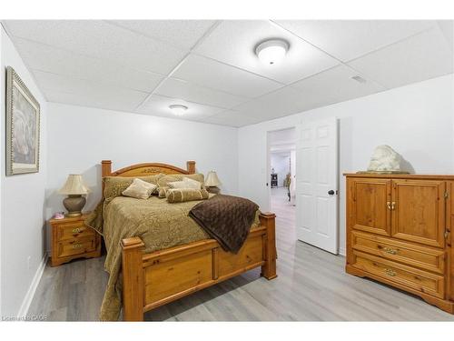 3810 River Road, Caledonia, ON - Indoor Photo Showing Bedroom
