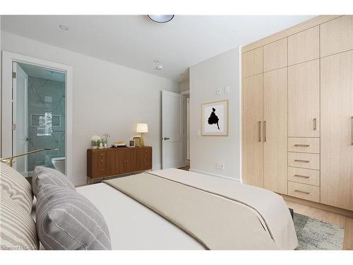 414 Belvenia Road, Burlington, ON - Indoor Photo Showing Bedroom
