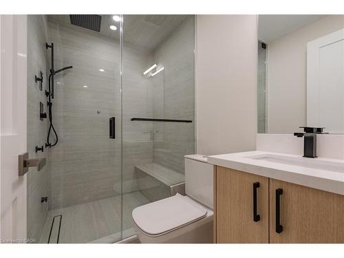 414 Belvenia Road, Burlington, ON - Indoor Photo Showing Bathroom