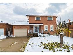 19 Hadeland Avenue  Hamilton, ON L9C 6Z8