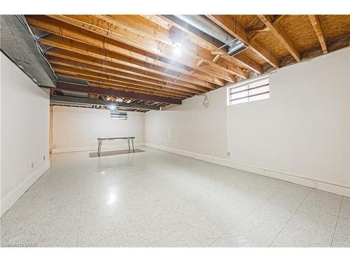 19 Hadeland Avenue, Hamilton, ON - Indoor Photo Showing Basement