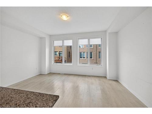 205 Sabina Drive, Oakville, ON - Indoor