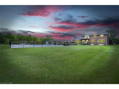 10 Azalea Court, Stoney Creek, ON - Outdoor With View