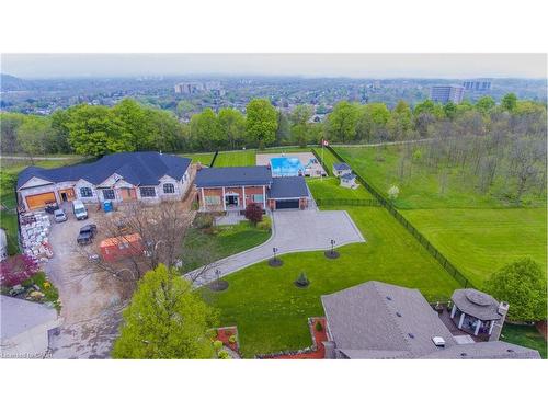 10 Azalea Court, Stoney Creek, ON - Outdoor With View