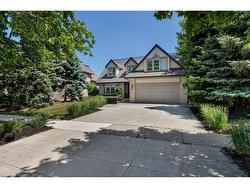 262 Mary Street  Oakville, ON L6K 3V4