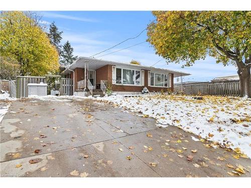 11 Torlake Street, Hamilton, ON - Outdoor