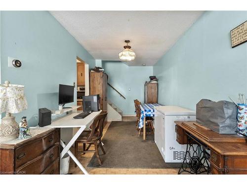 11 Torlake Street, Hamilton, ON - Indoor Photo Showing Office