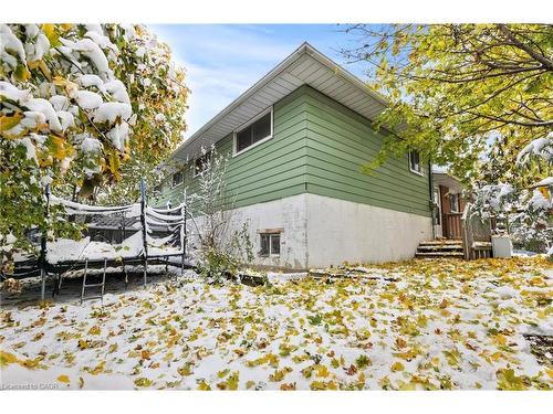 11 Torlake Street, Hamilton, ON - Outdoor