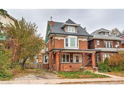 152 Sanford Avenue S Hamilton, ON L8M 2G9