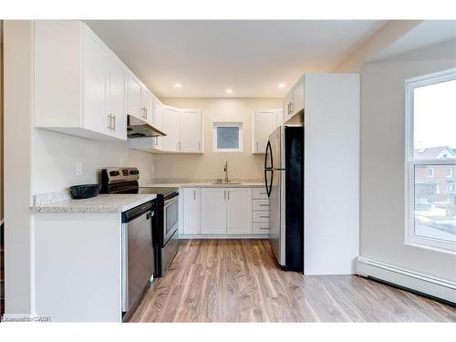 152 Sanford Avenue S, Hamilton, ON 