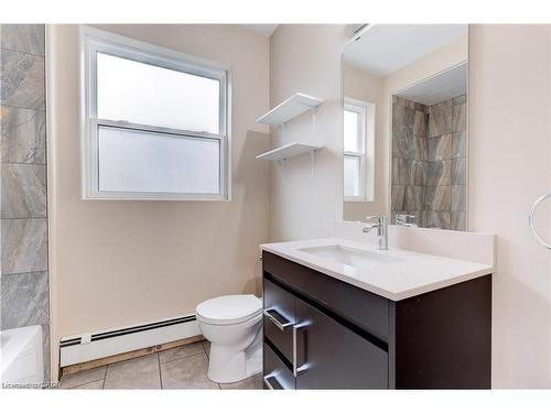 152 Sanford Avenue S, Hamilton, ON 