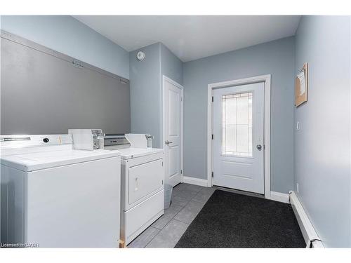 152 Sanford Avenue S, Hamilton, ON 