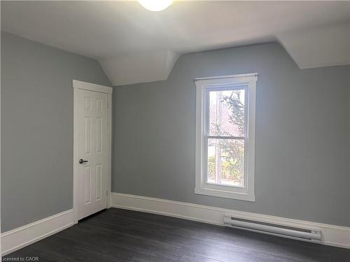 202 Nelson Street, Brantford, ON - Indoor Photo Showing Other Room