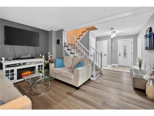4 Pleasant Grove Terrace, Grimsby, ON - Indoor Photo Showing Living Room With Fireplace