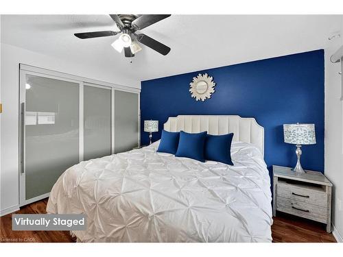 4 Pleasant Grove Terrace, Grimsby, ON - Indoor Photo Showing Bedroom