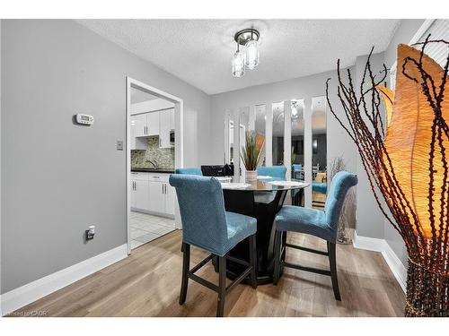 4 Pleasant Grove Terrace, Grimsby, ON - Indoor Photo Showing Dining Room